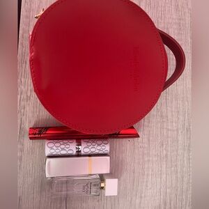 EA makeup kit ( do not place an order after 5/31/2025)